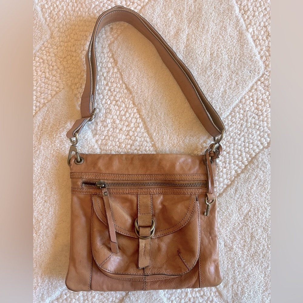 Fossil Sascha Leather Crossbody Bag - light brown